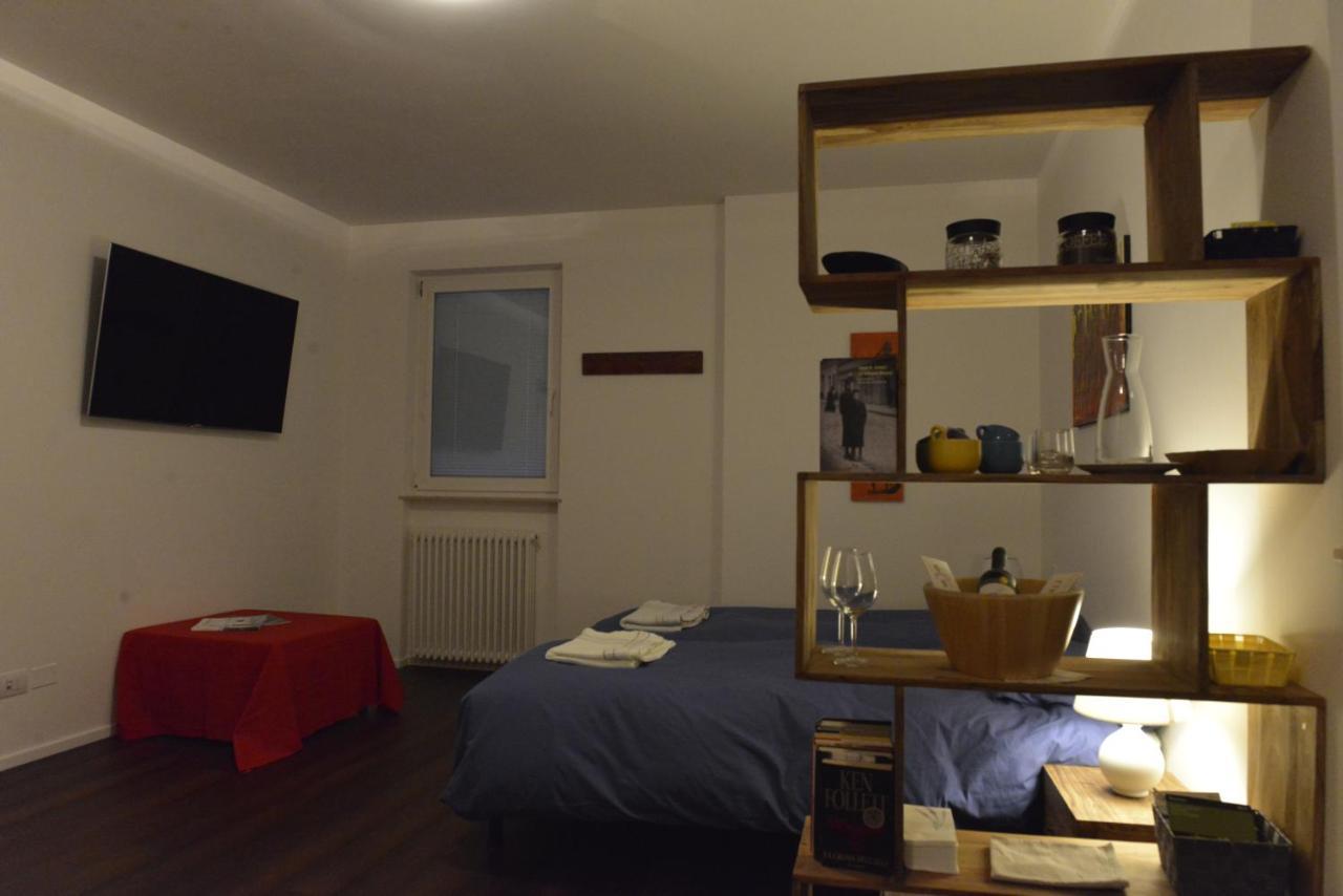 Biker'S Wine House Bed and Breakfast Rovereto  Buitenkant foto